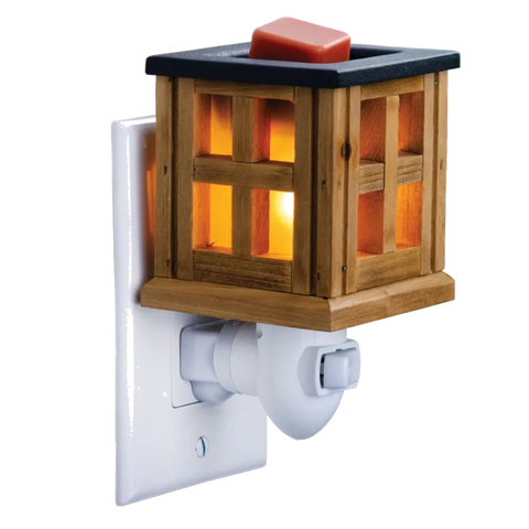 Wood lantern plug-in warmer